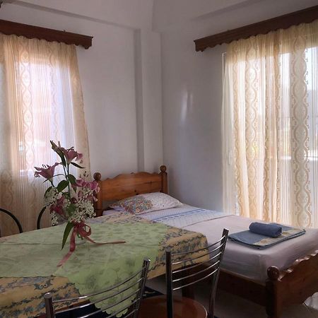 Vila La Tuna Appartamento Ksamil Esterno foto