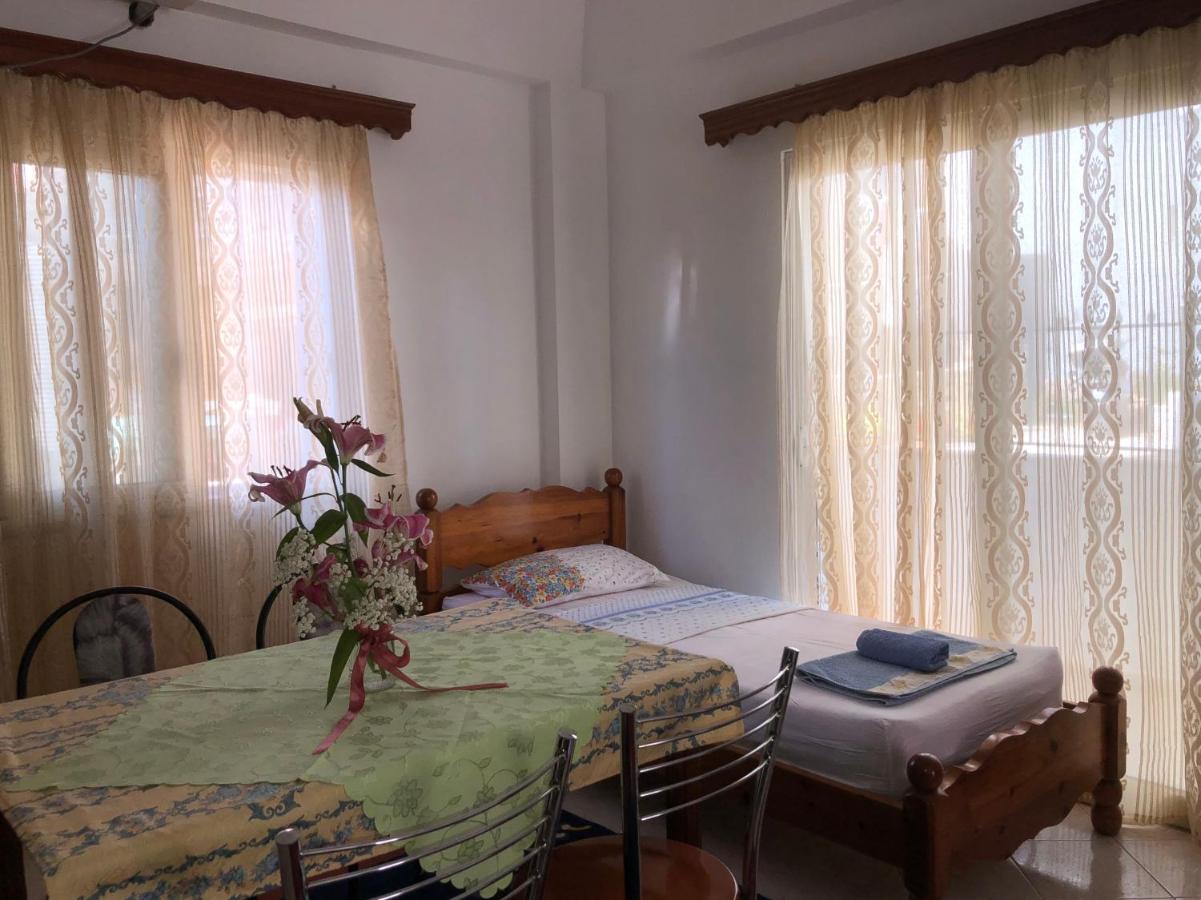 Vila La Tuna Appartamento Ksamil Esterno foto